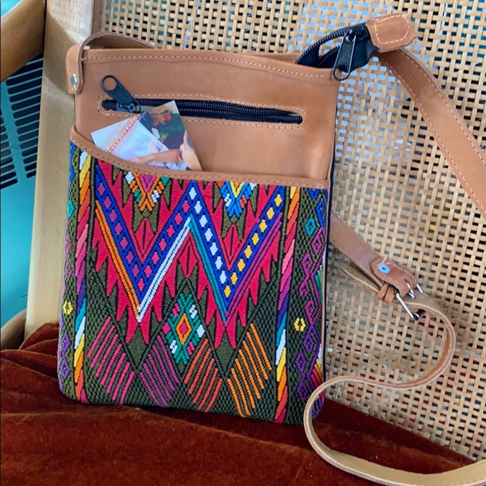 Humble Hilo Messenger bag